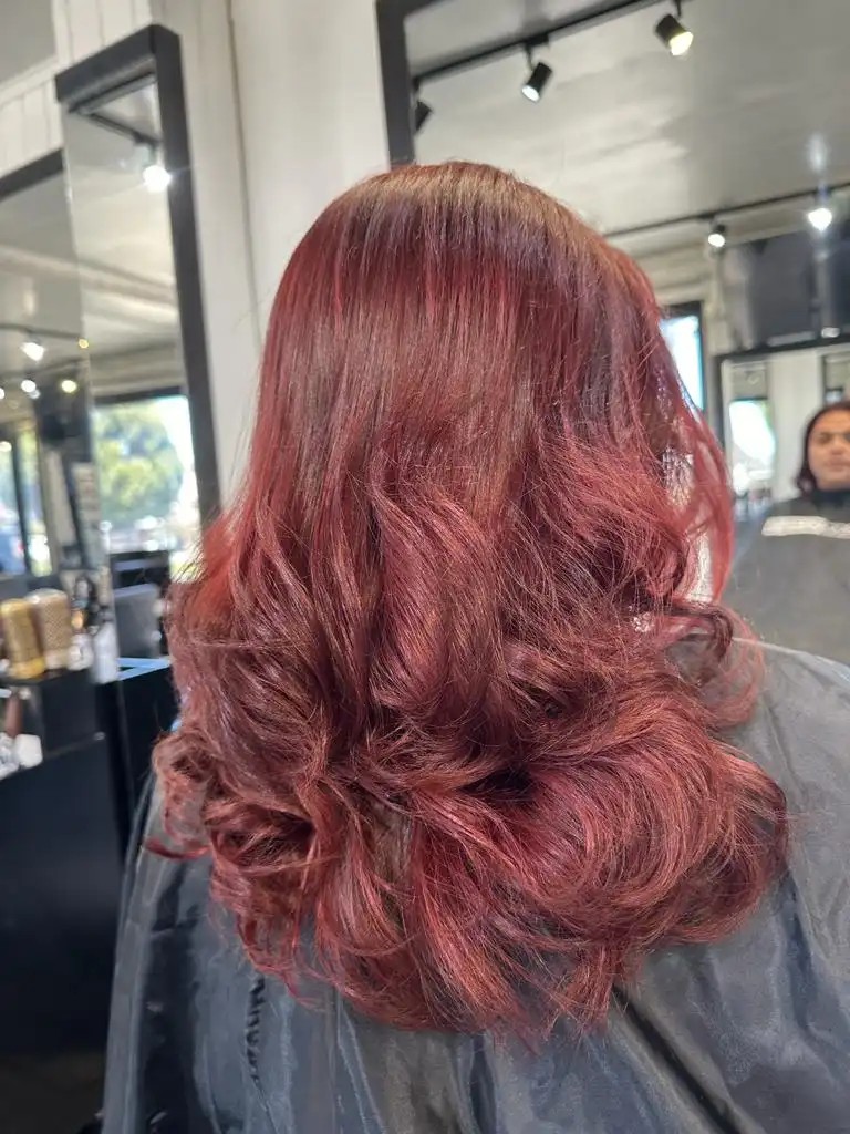 Trabajo de color realizado en el salón